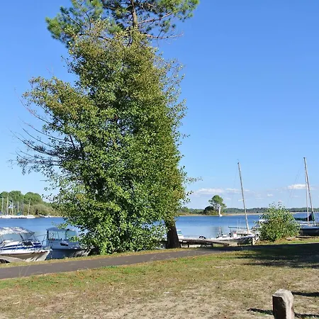 Joli T3 à Avec Terrasse, Jardin Privatif, Parking Et Wifi - Proche Et Forêt - Fr-1-877-44
